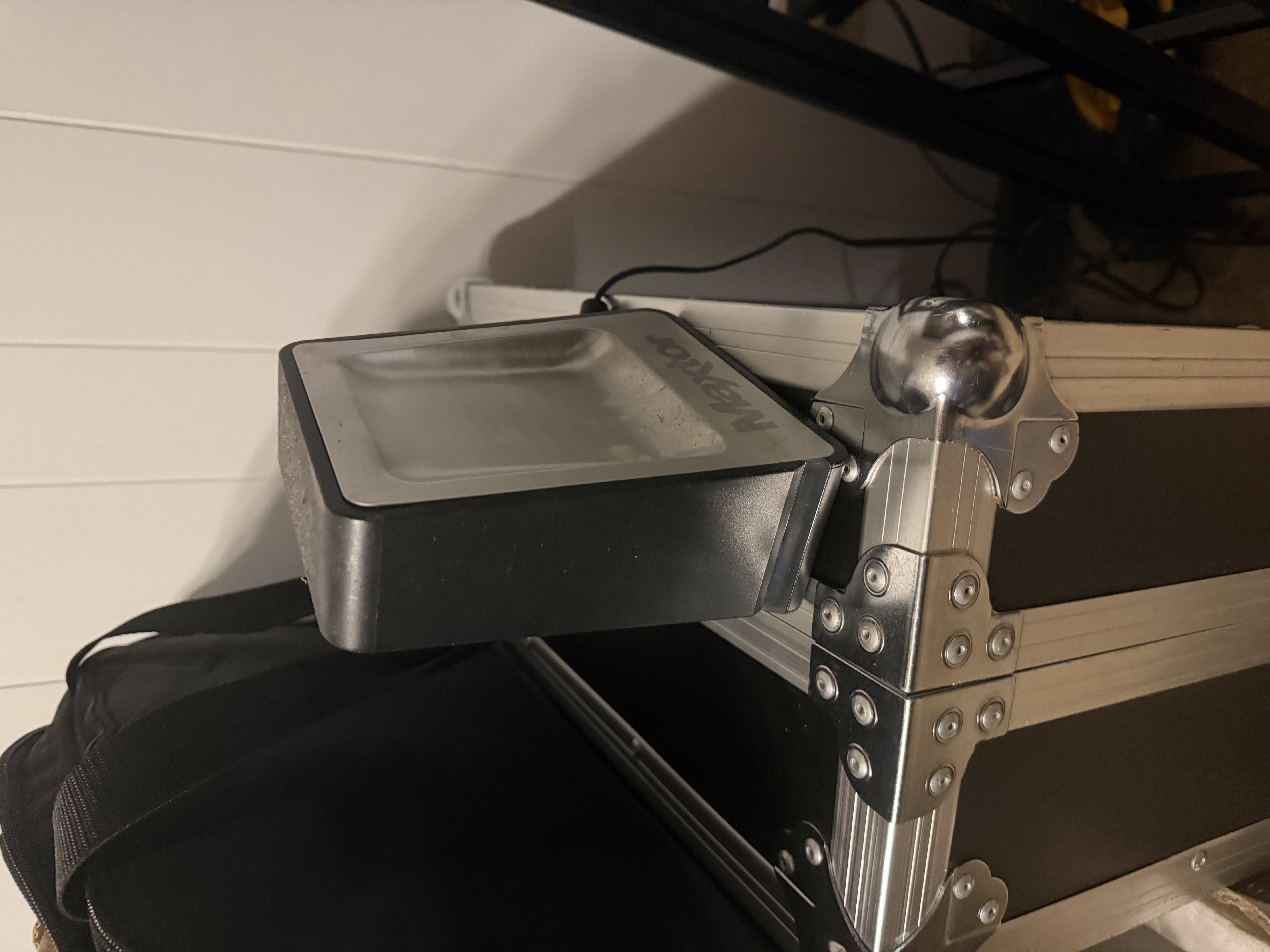 Overhead Angle on Maxtor